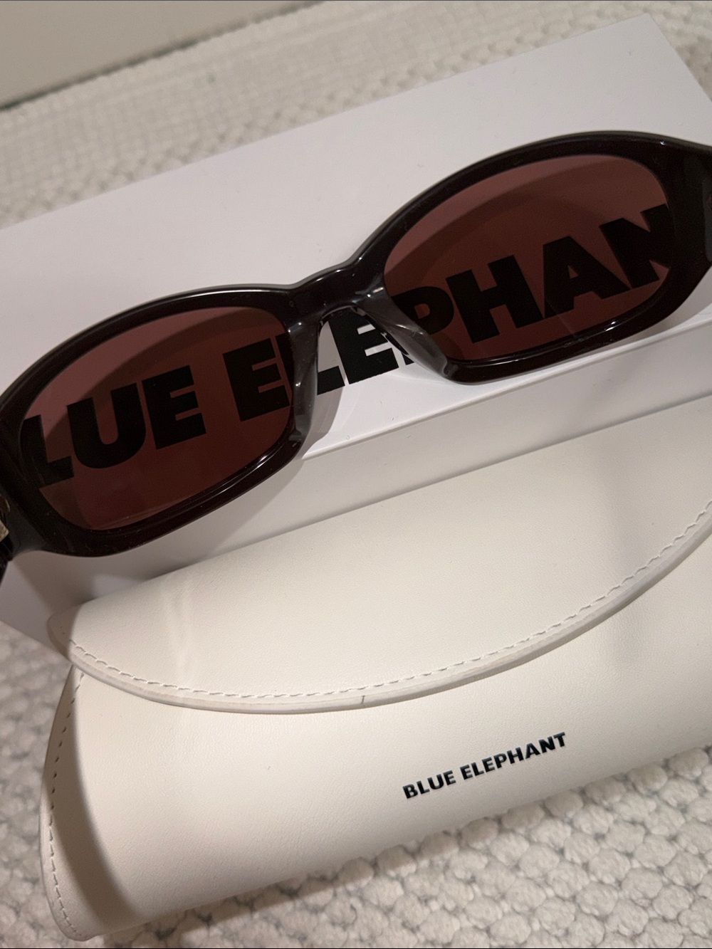 Blue Elephant Oisis Sunglasses - Brick - Picture 5 of 6
